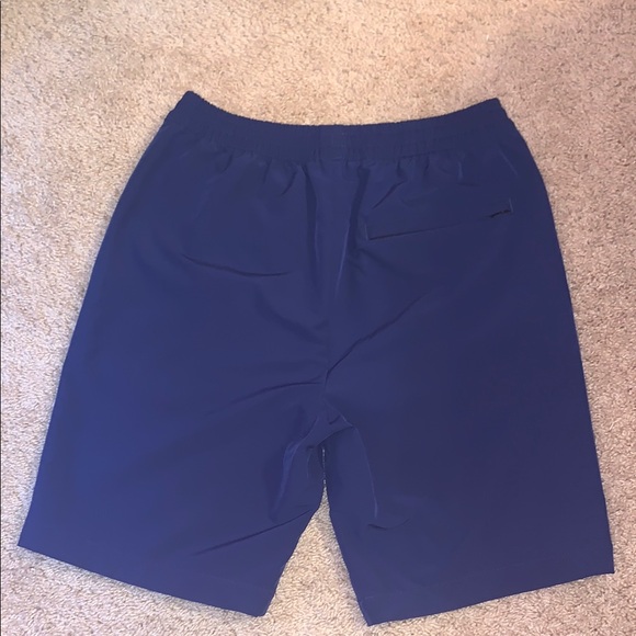 Banana Republic Men's Navy Blue Polyester Elastic Shorts Small - Picture 7 of 9